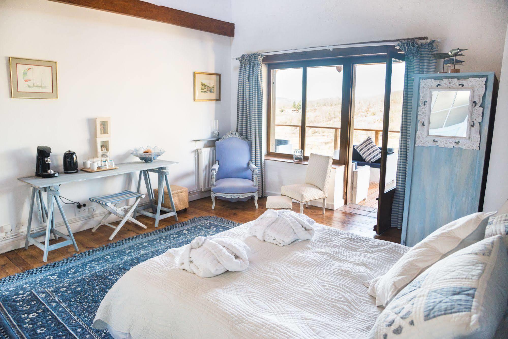 Domaine De Terrac Bed and Breakfast Rimont Exteriör bild